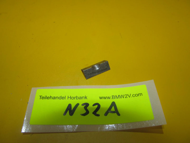 BMW R100 R90 R80 R75 R65 R45 Klemmkeil Haltekeil Griffeinheit 1232929 wedge